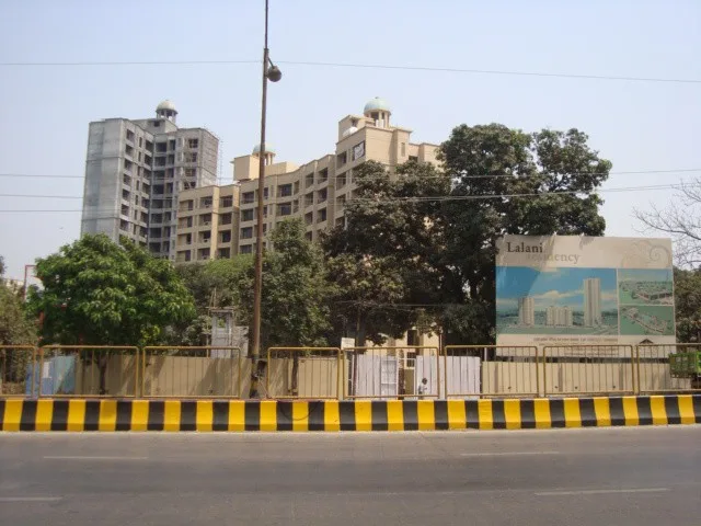 Lalani Residency โ Thane West