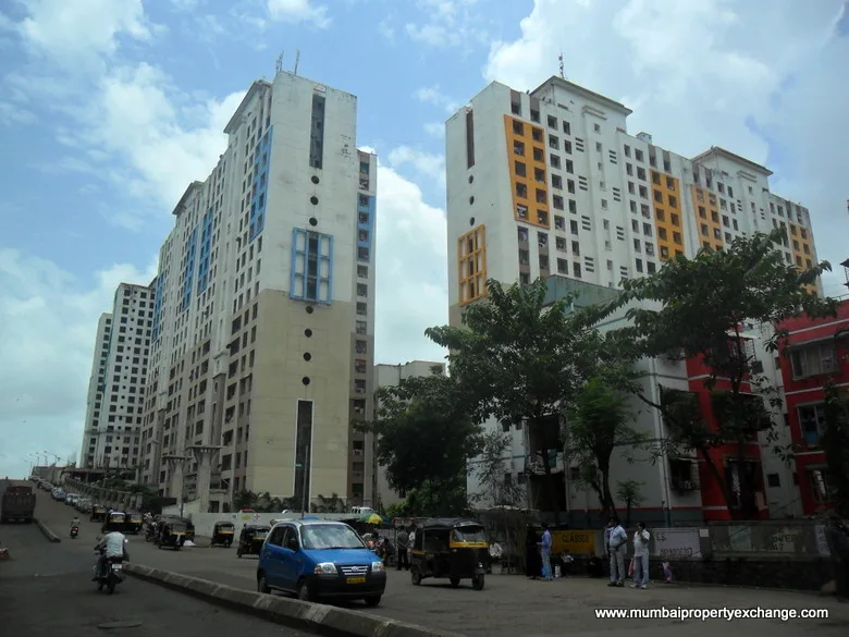 Mantri Park โ Goregaon East