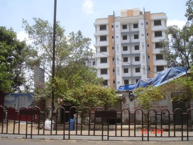2 BHK Pioneer Park 2 in Thane West