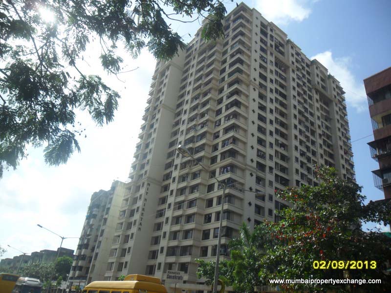 2 BHK Mit Niketan in Kandivali East