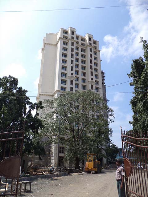 2 BHK Hiranandani Heritage Pristina in Kandivali West
