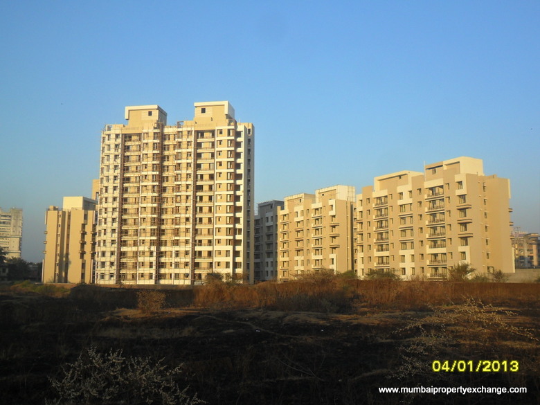  - Grand Square, Thane West