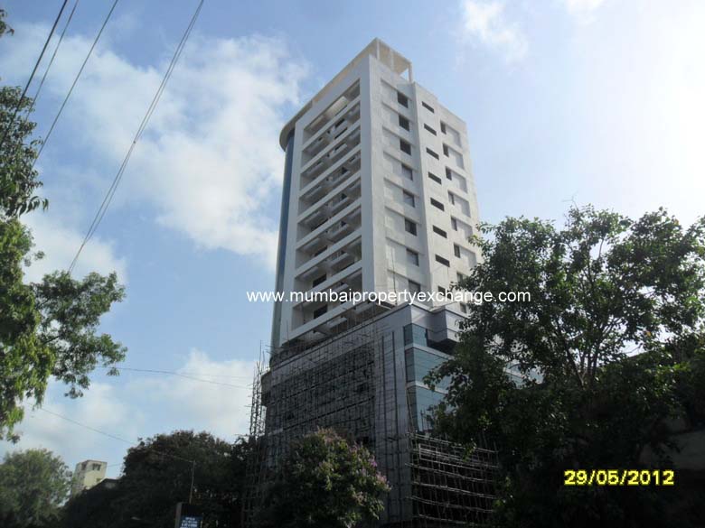 Parinee Anand Villa — Santacruz West