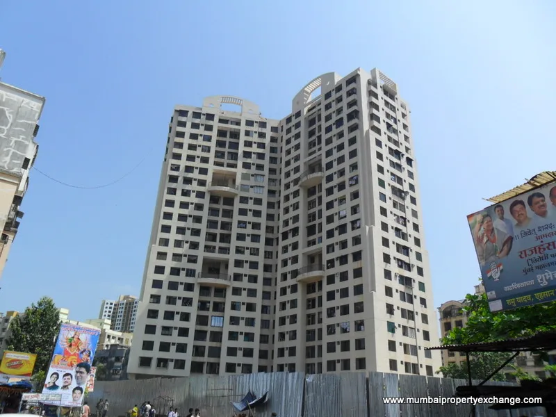 2 Swapnalok Towers in Goregaon East