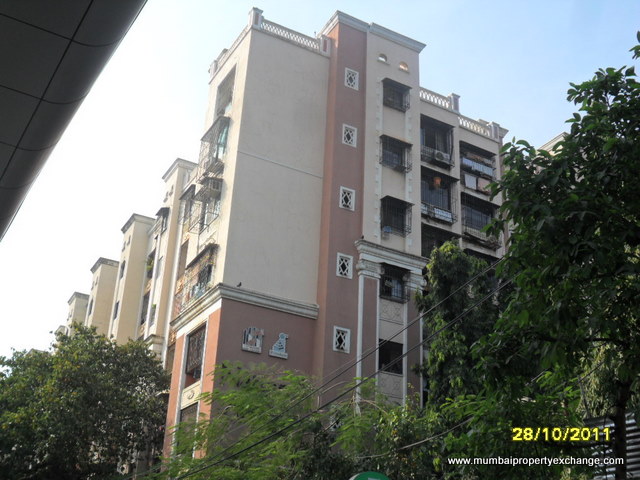 National Avenue — Kandivali East