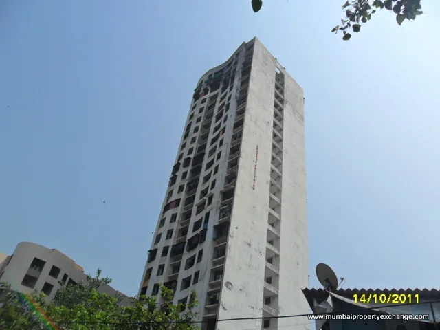 Dheeraj Solitaire โ Malad West