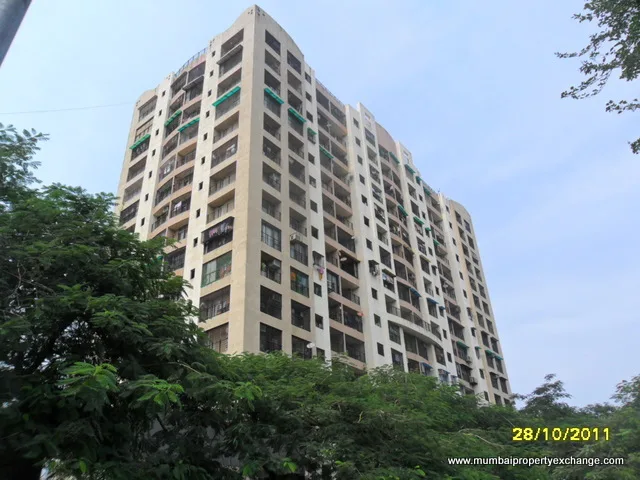 Highland โ Kandivali East