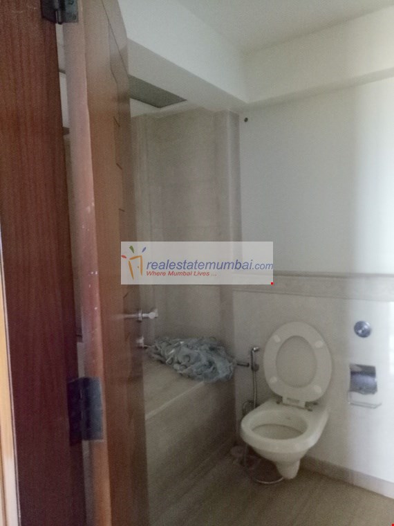 Quantum Park — Khar West (7)