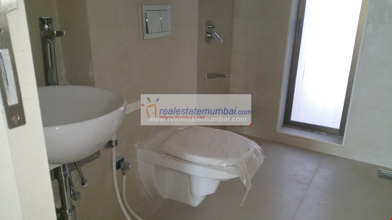 Options Emporio — Vile Parle West (8)