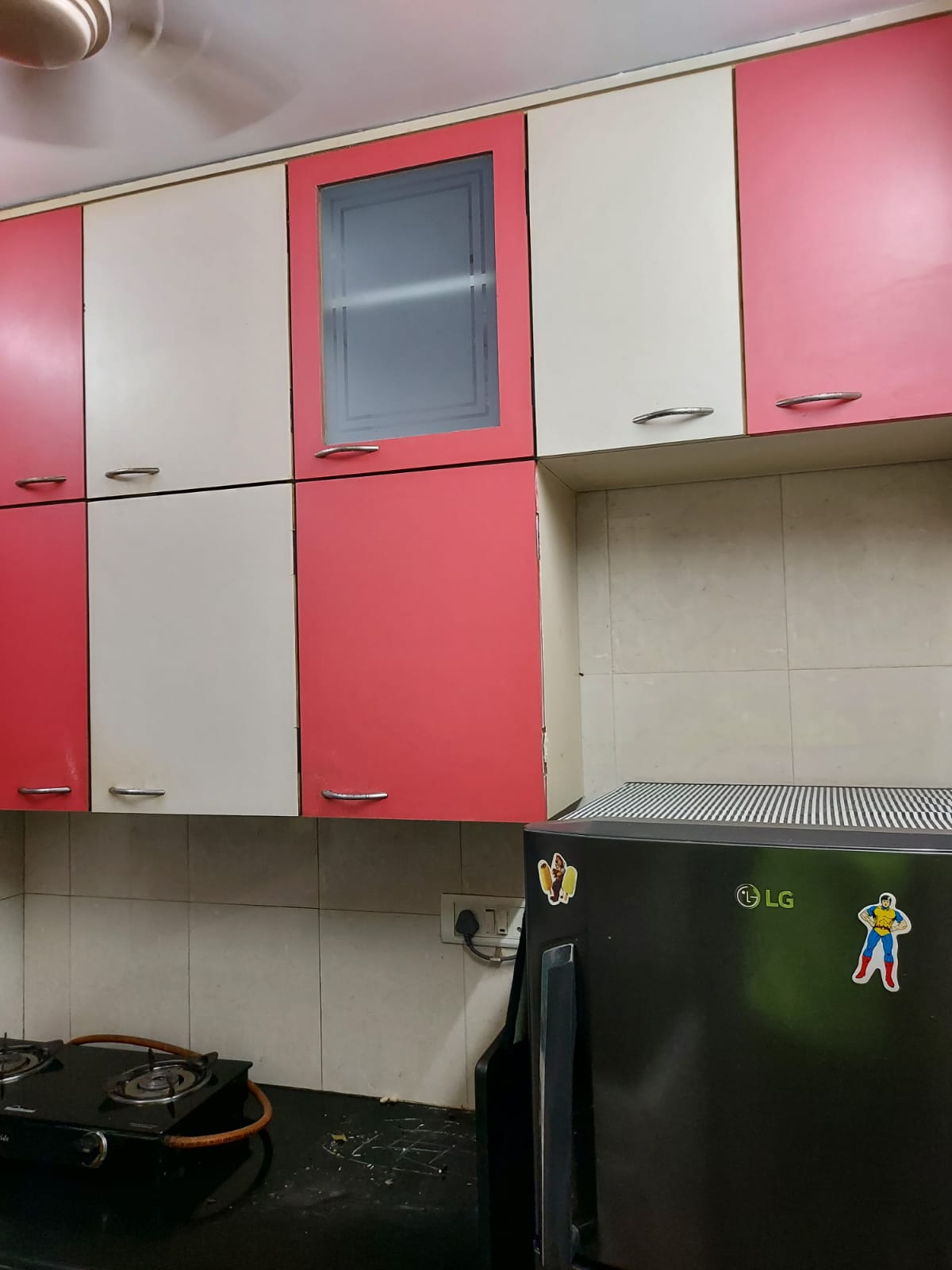 Usha Sadan flat for rent - Image 5