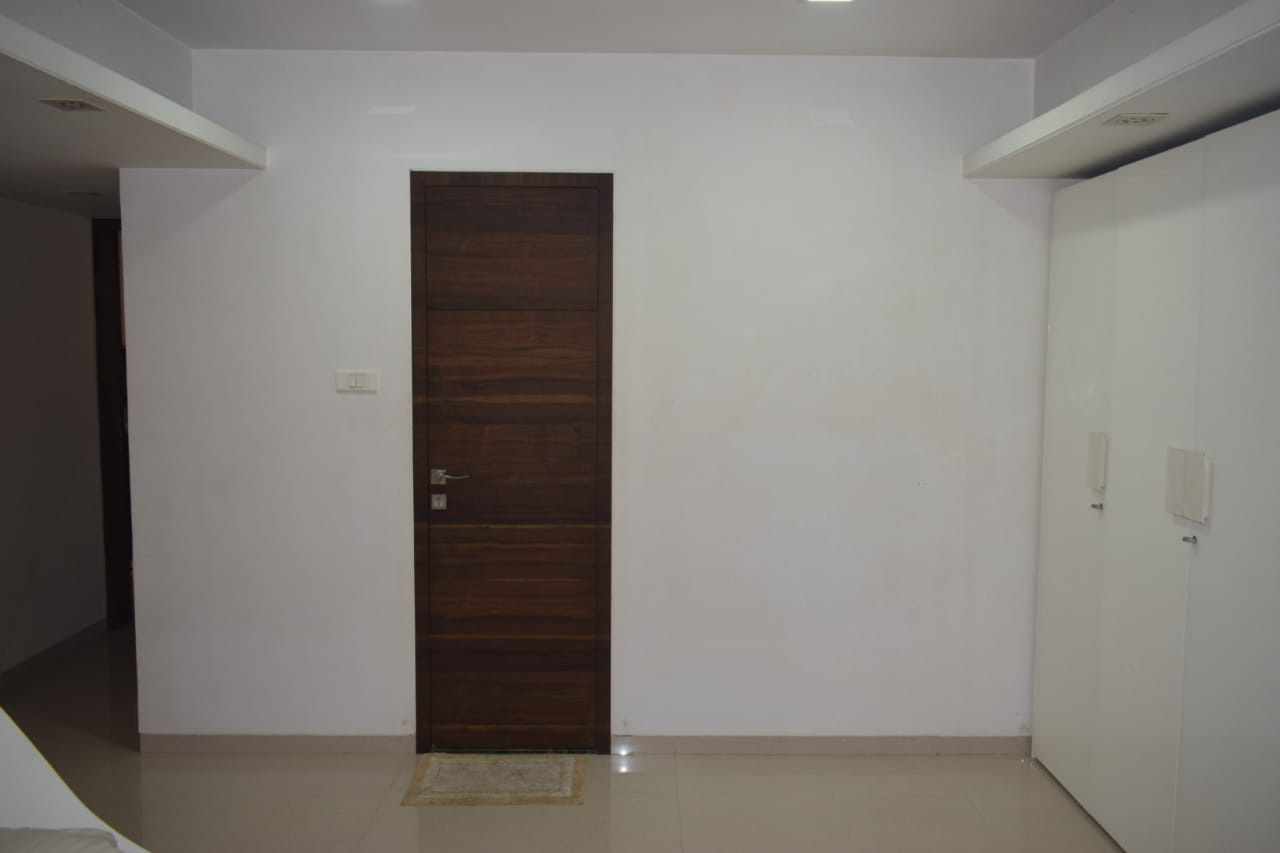 Urvashi Terraces — Khar West