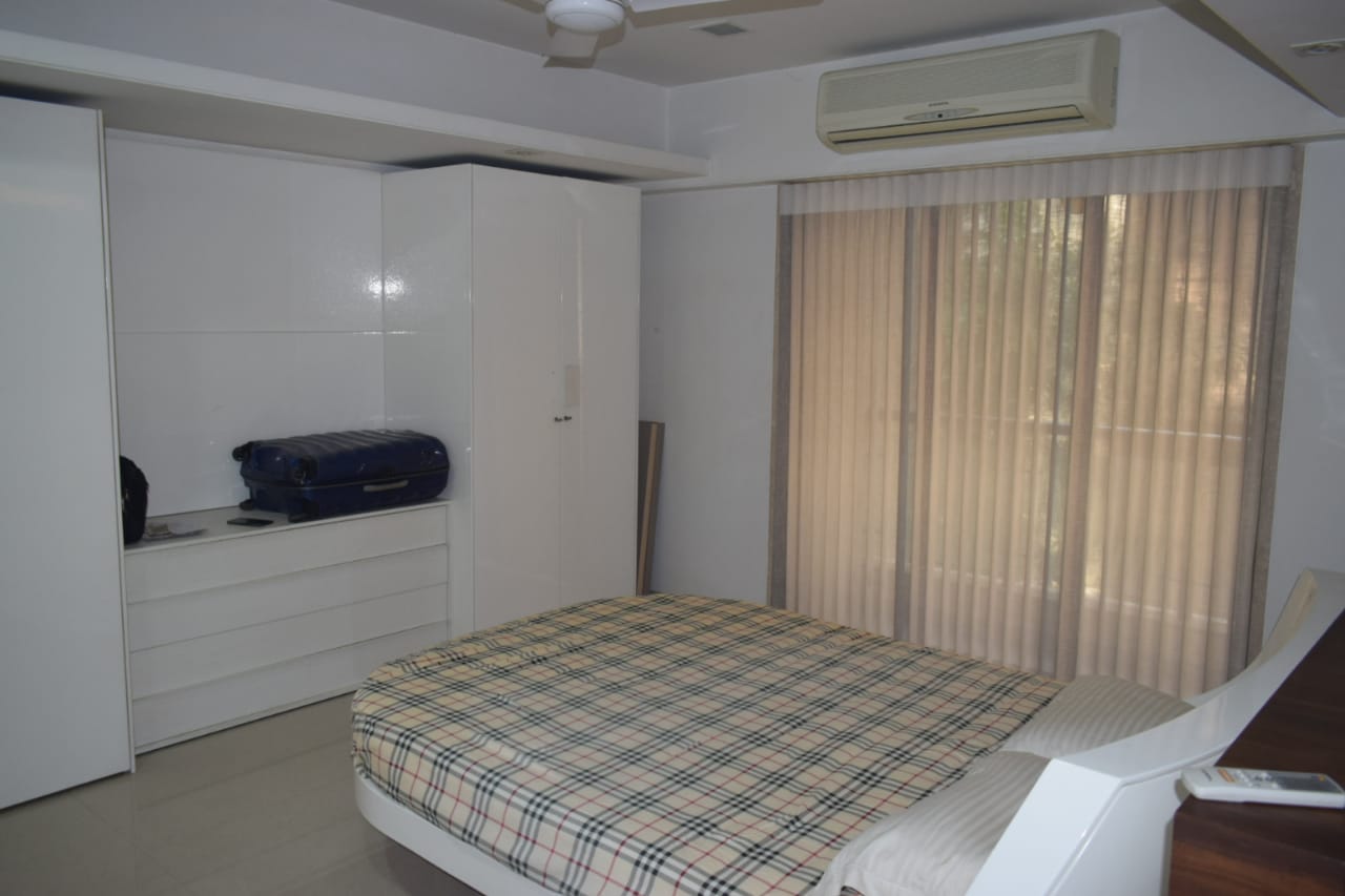 Urvashi Terraces — Khar West