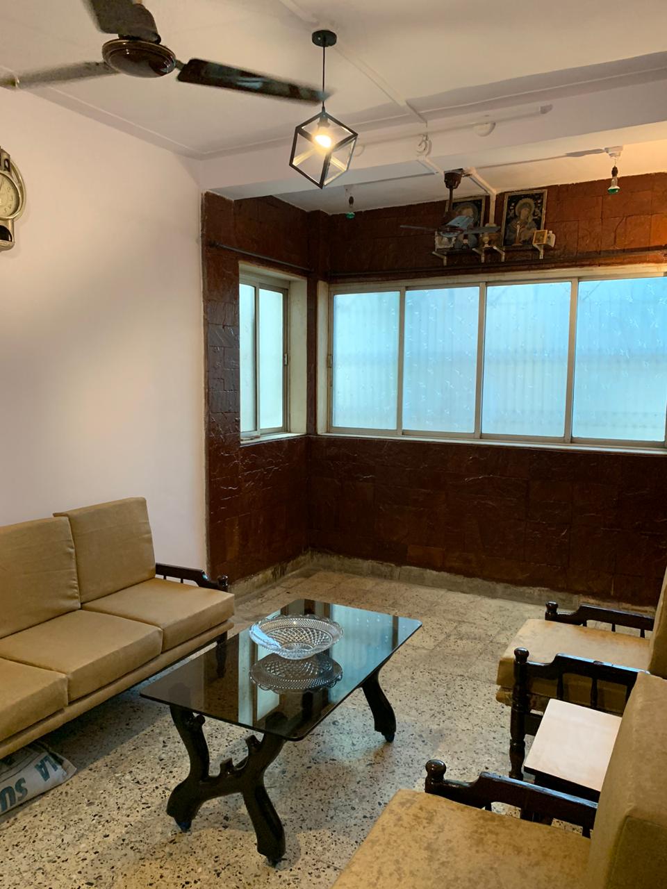 1 BHK Bina Apartment in Khar West