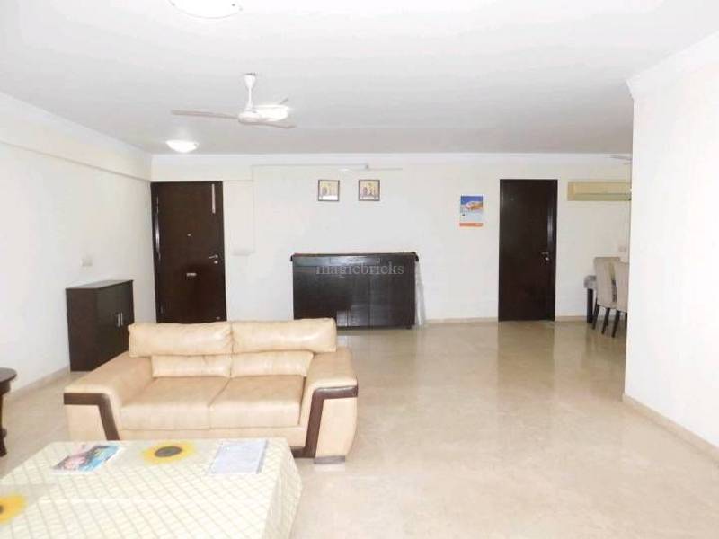 Octavius flat for rent - Image 3