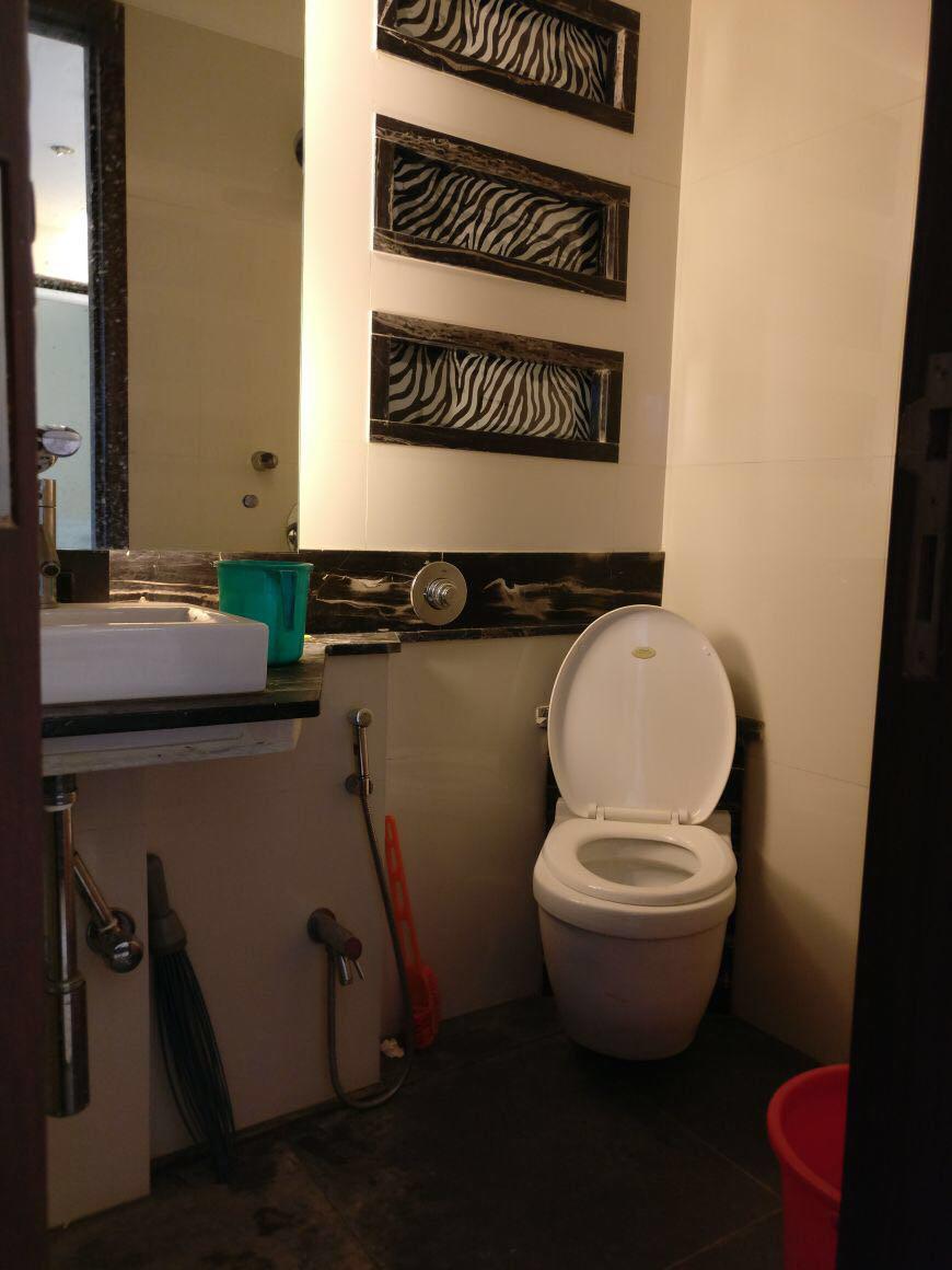 Lamour — Bandra West (8)
