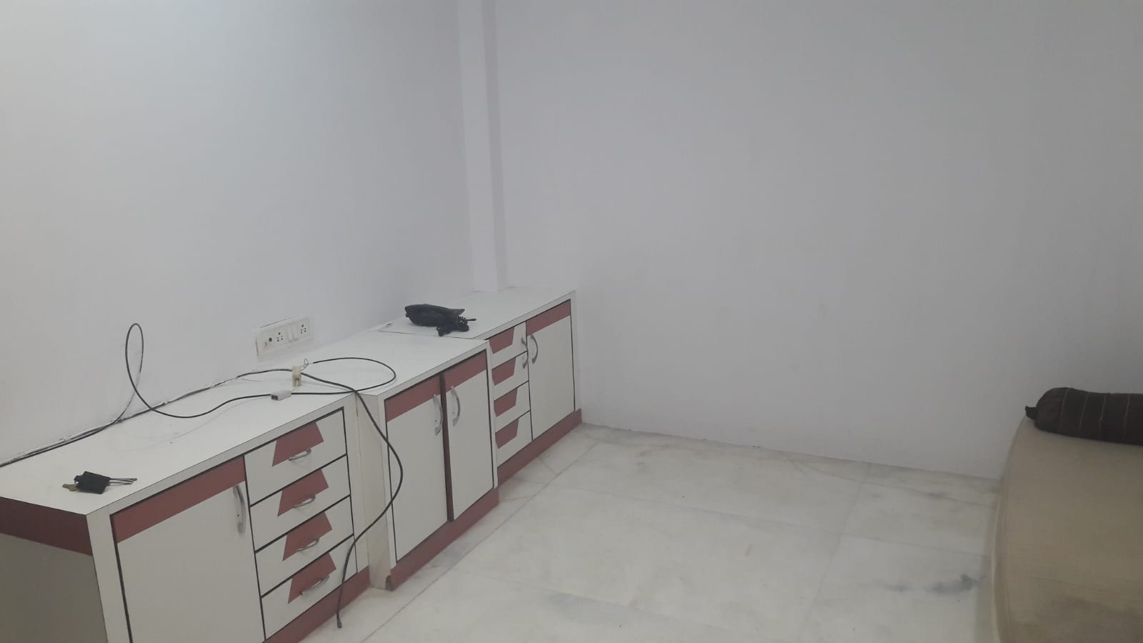 Pankaj Mansion flat for rent - Image 2