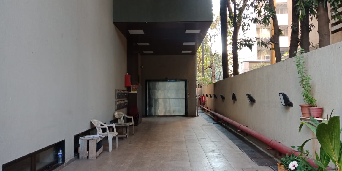Midsummer — Khar West (8)