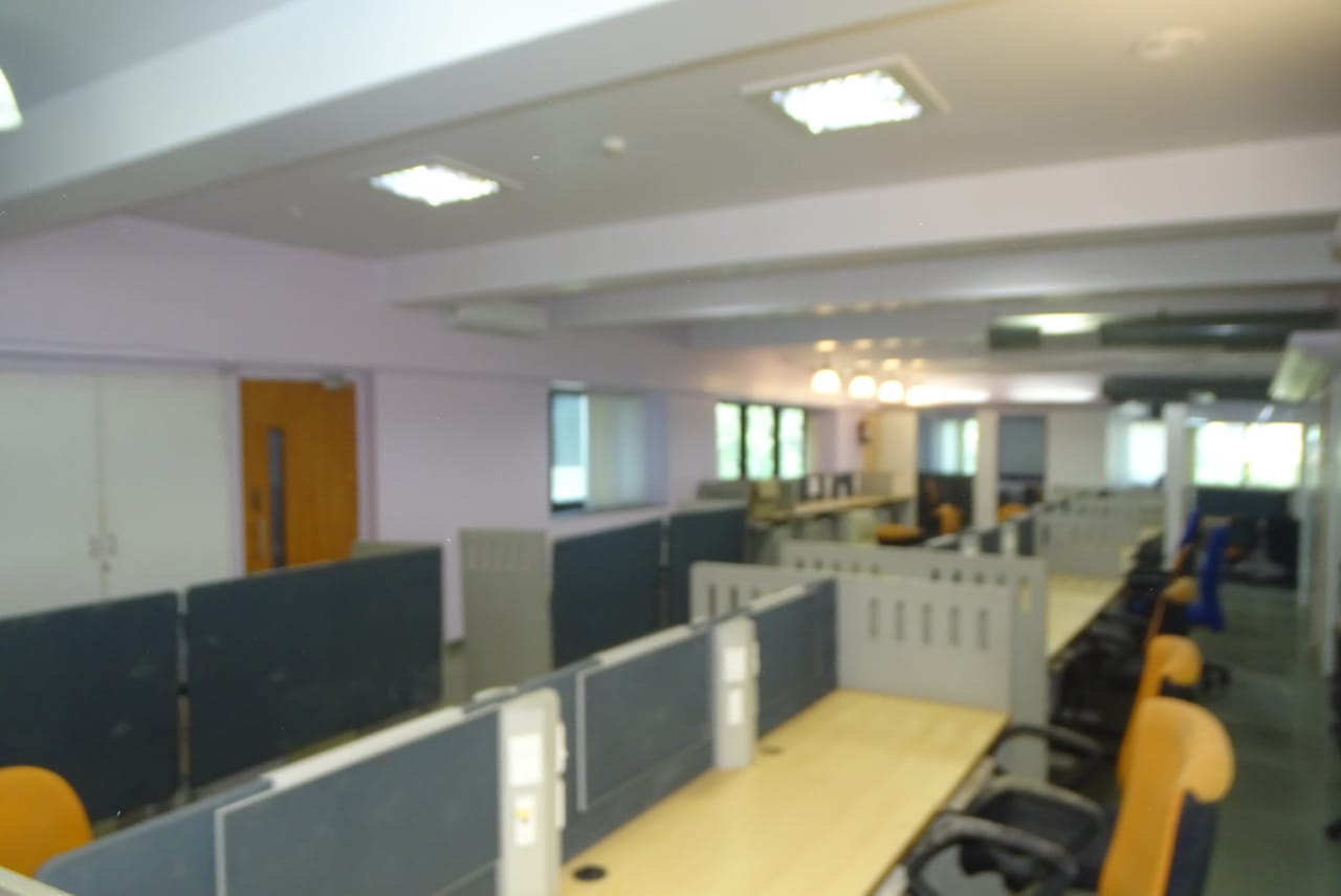Valecha Chambers โ Andheri West