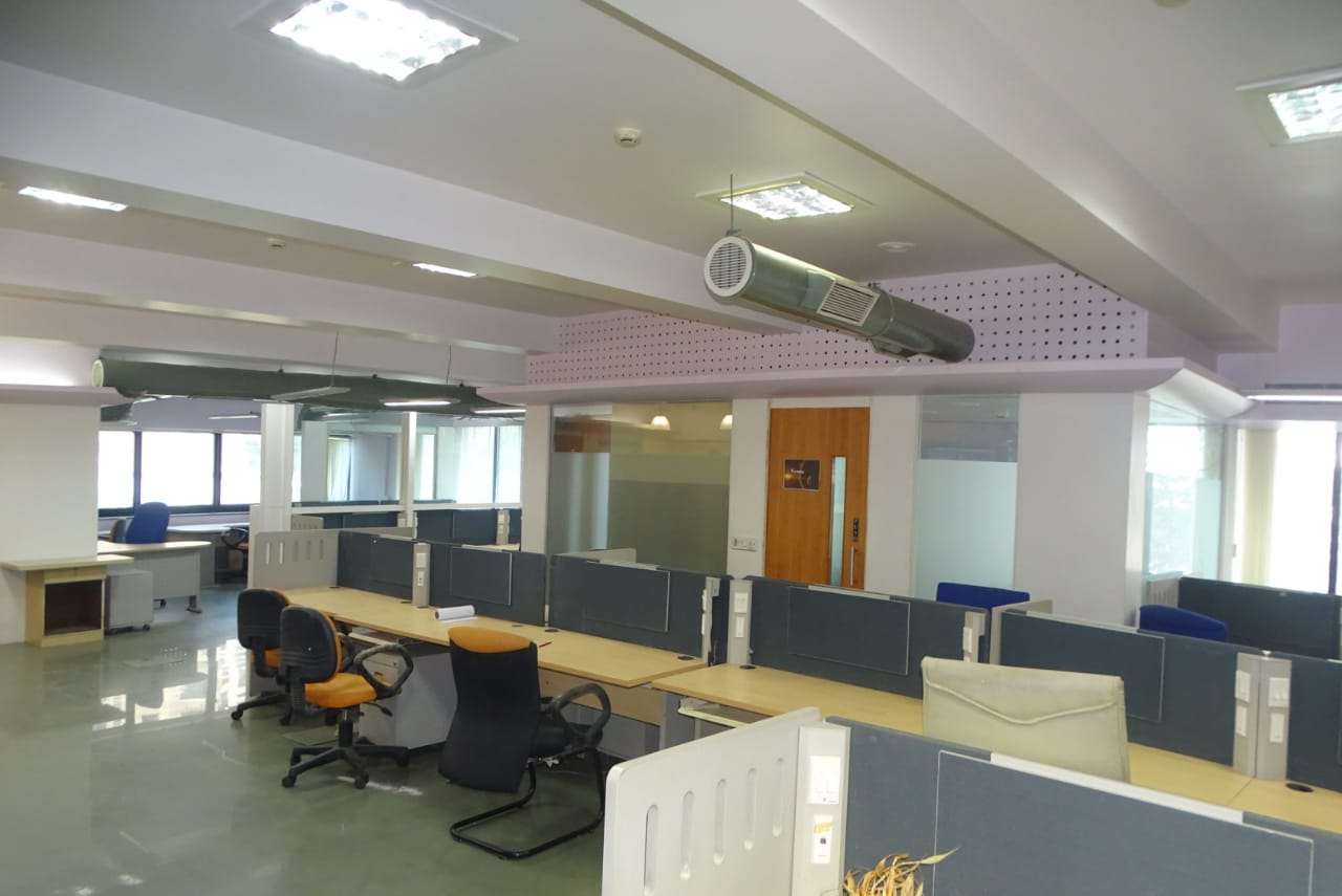 Valecha Chambers โ Andheri West