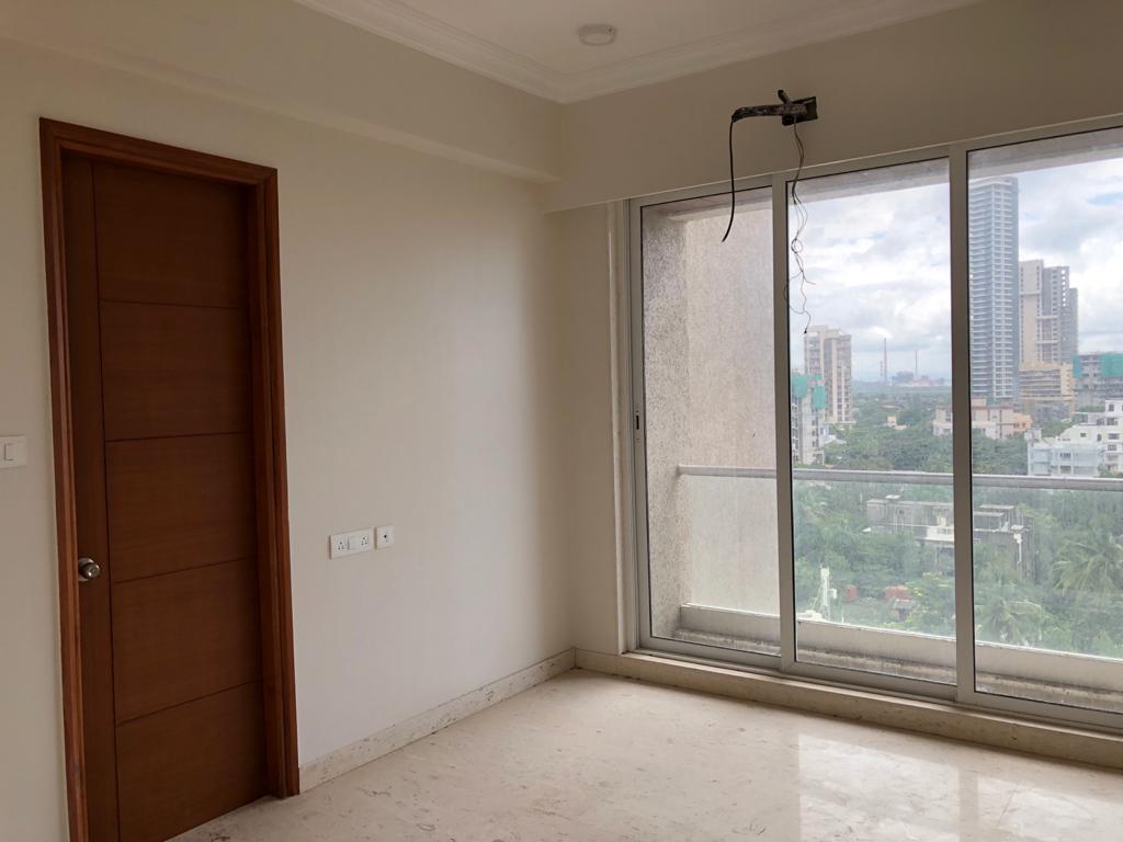 Ekta Invictus — Dadar East (6)