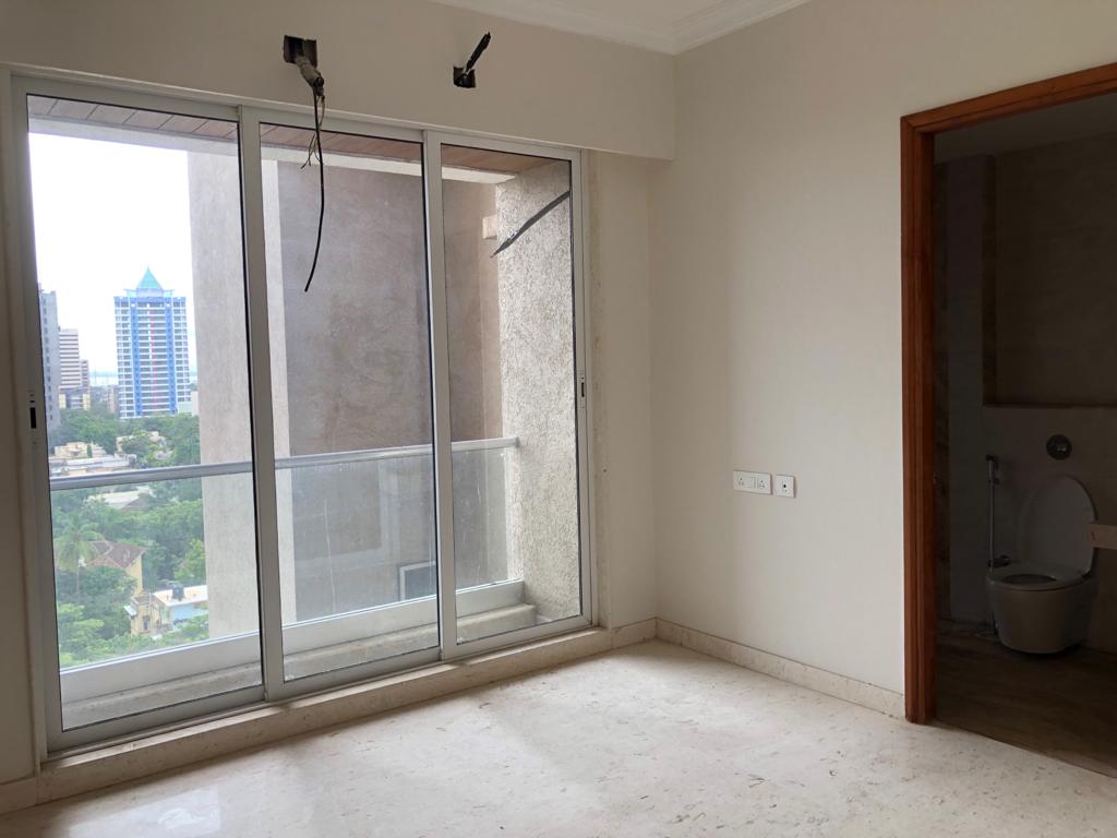 Ekta Invictus — Dadar East (8)