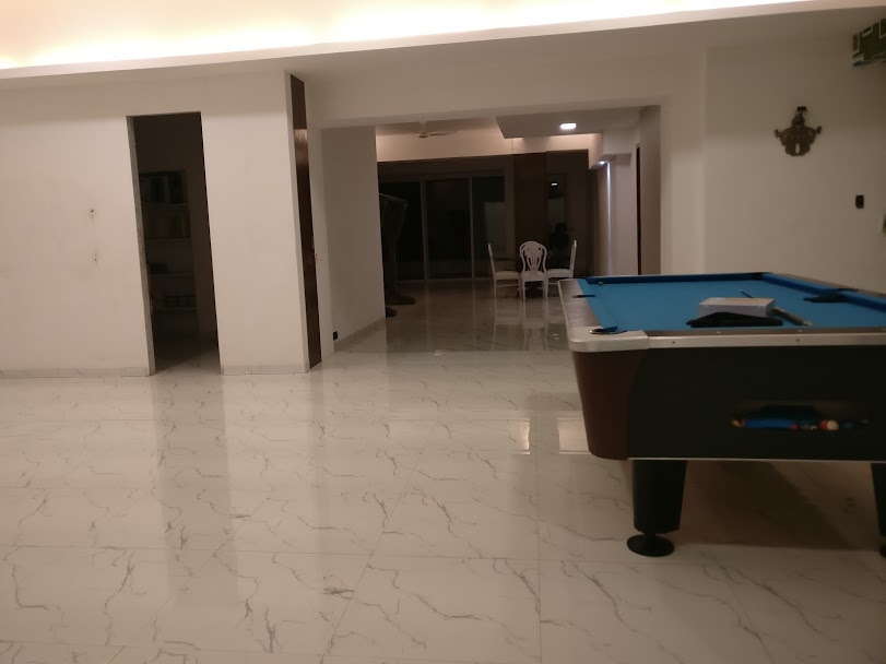 4 BHK Link Side in Bandra West