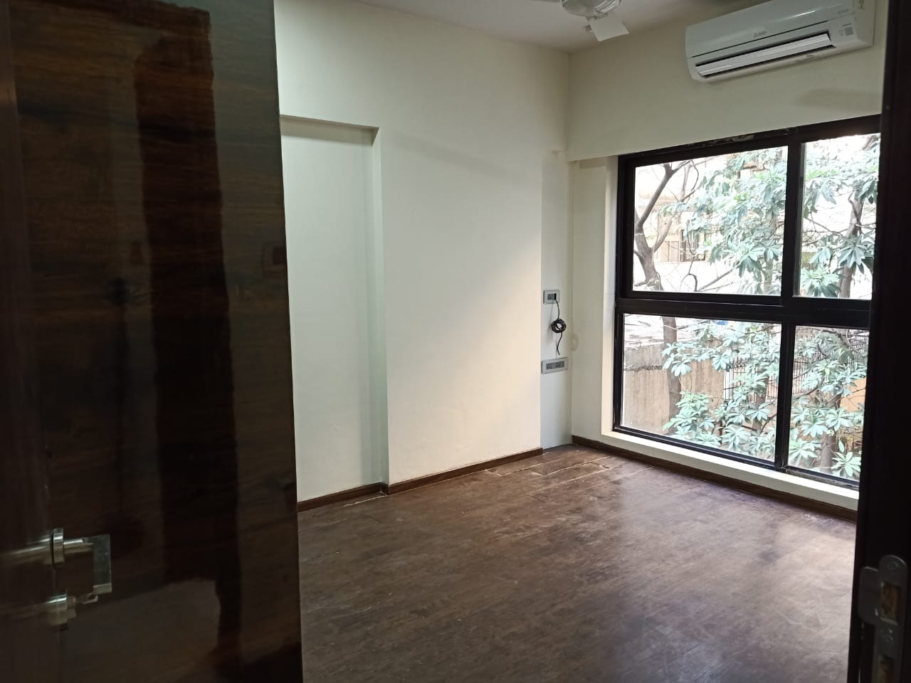 Kakad Classic β Bandra West (7)