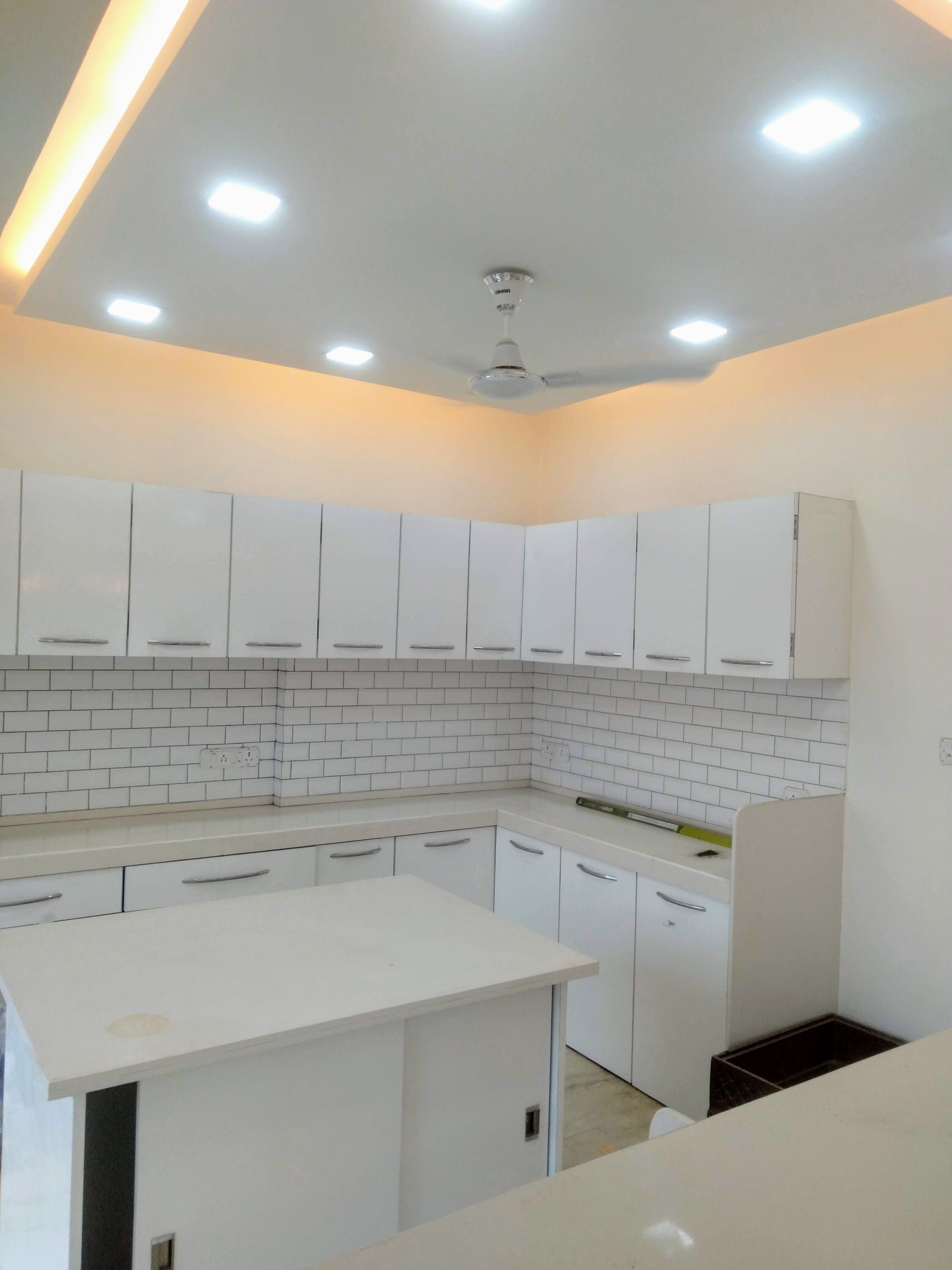 Kakkad Classic — Khar West