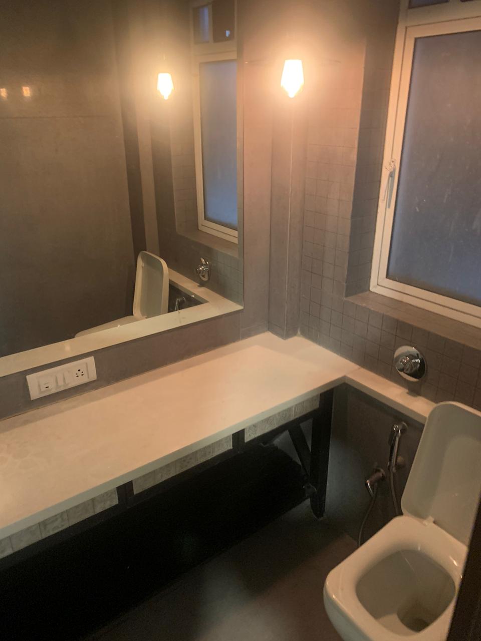 Fairmont — Khar West