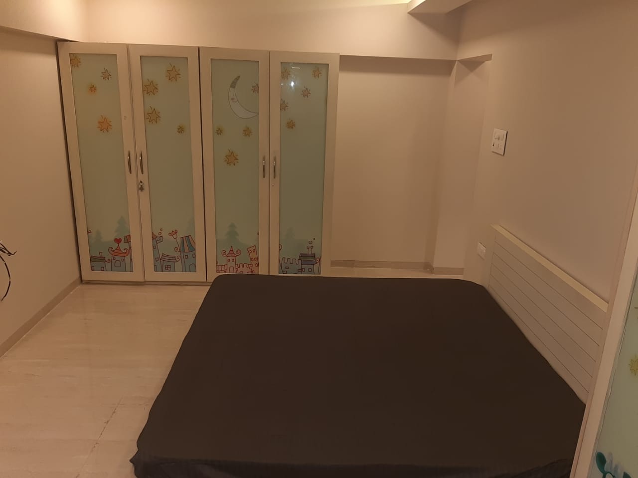 Everest — Bandra West (8)