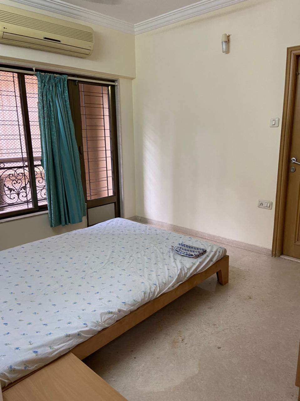 Saidhan Infinity — Khar West (4)