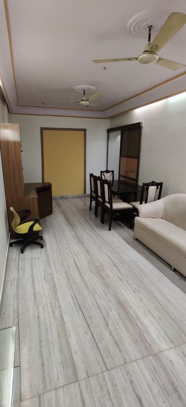 Shiv Om Building — Vile Parle West (3)