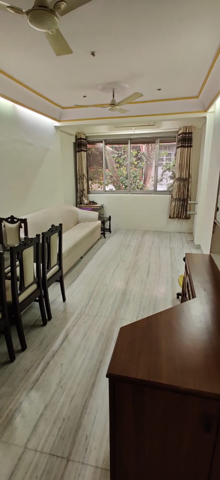 Shiv Om Building — Vile Parle West (4)