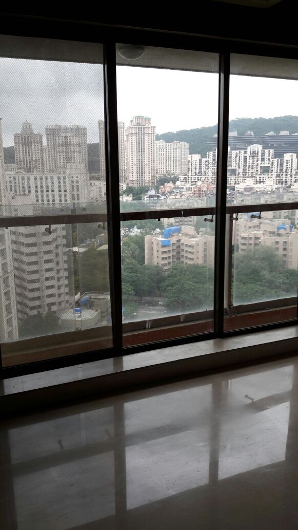 Wadhwa Solitaire — Powai (3)
