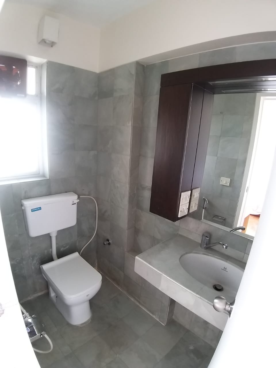 Palm Spring — Cuffe Parade (8)