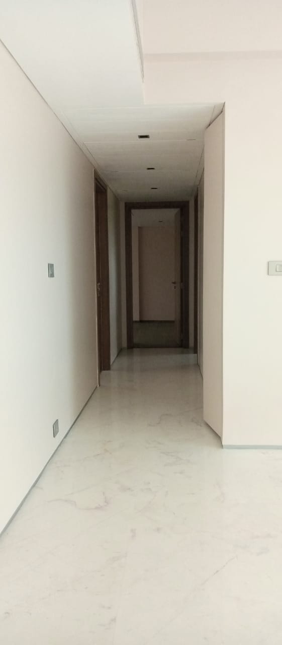 Rustomjee Elements — Juhu (4)