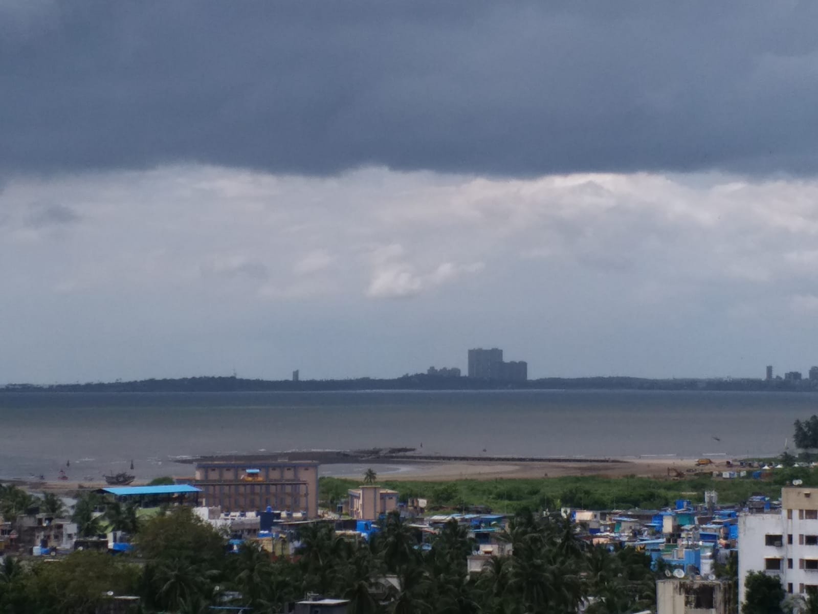 Jastcon Heights β Khar West (2)