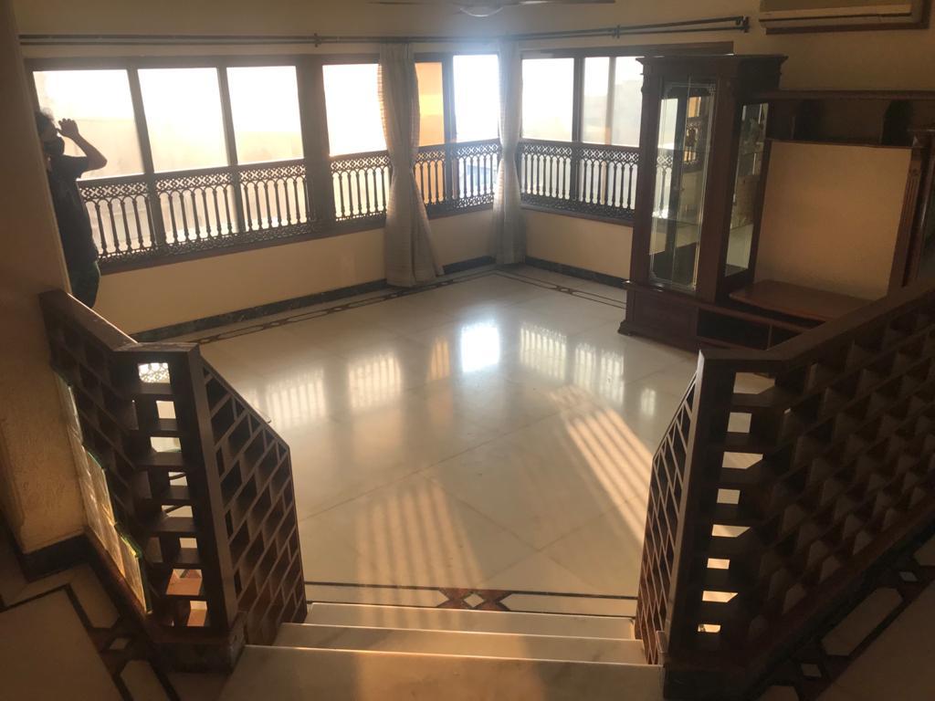 Kalpak Gulistan — Bandra West