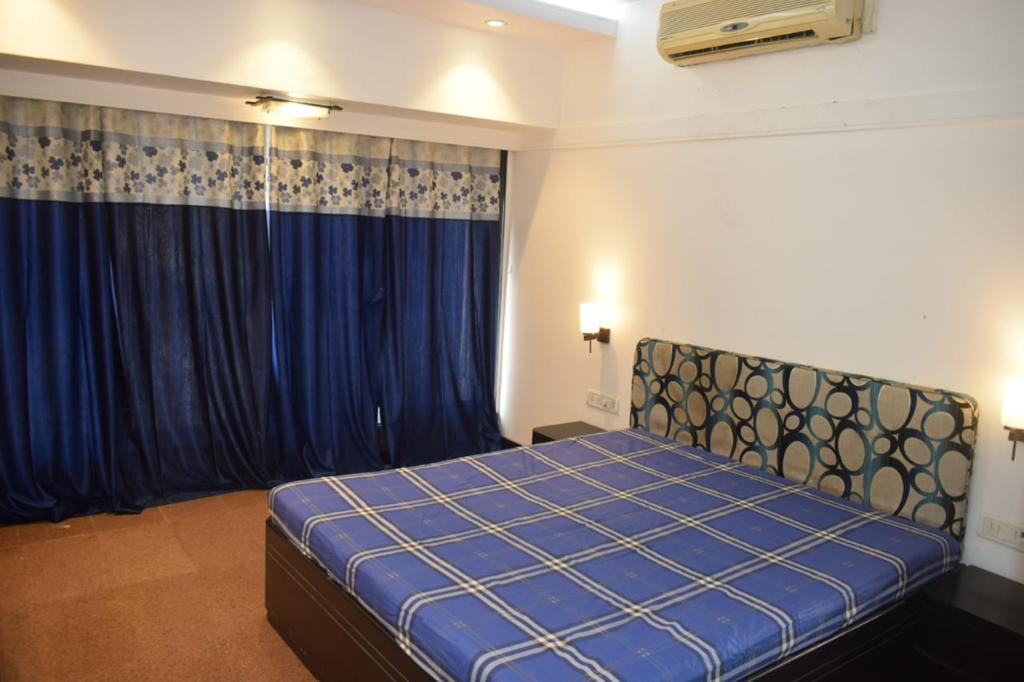 Prestige Court — Khar West