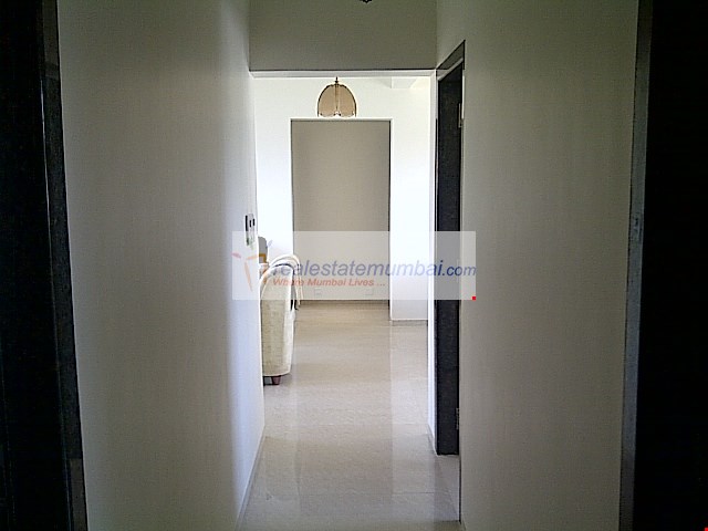 Twin Towers flat for rent - Image 5