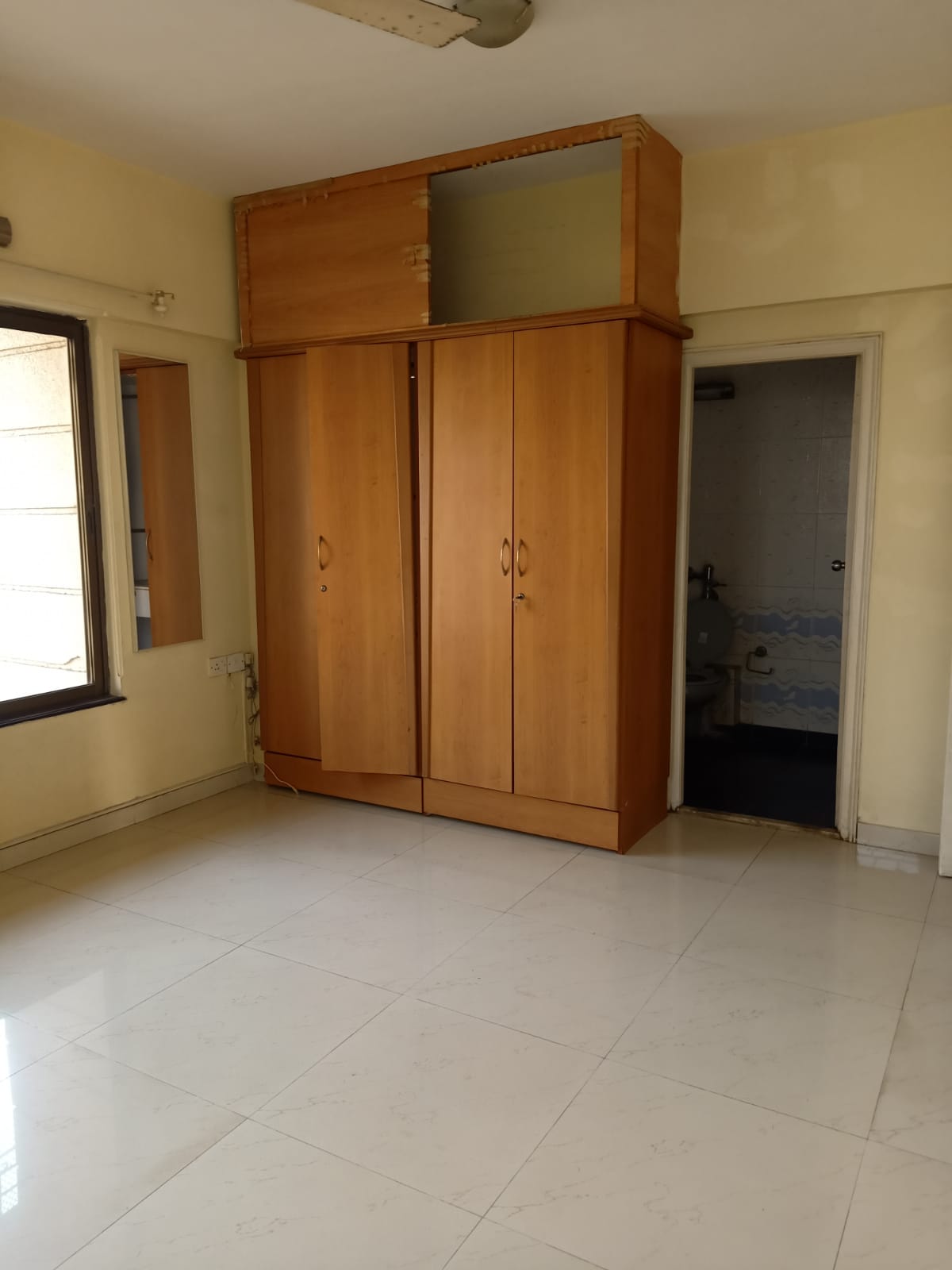 Valencia — Andheri West (7)