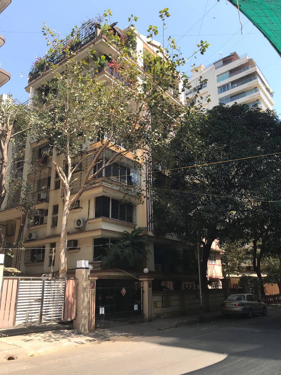  Vintage Pearl in Bandra West