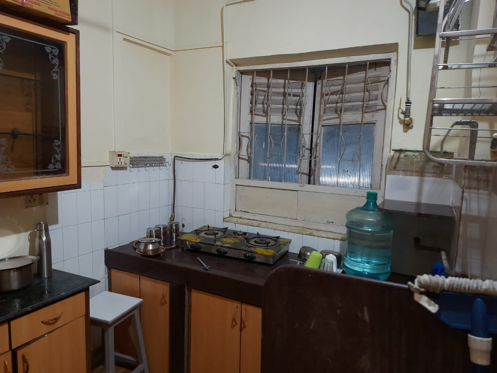 Roop Darshan flat for rent - Image 4
