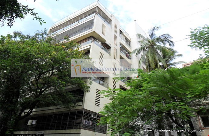 La Roche — Bandra West (2)