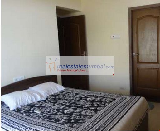 Raheja Heights flat for rent - Image 5