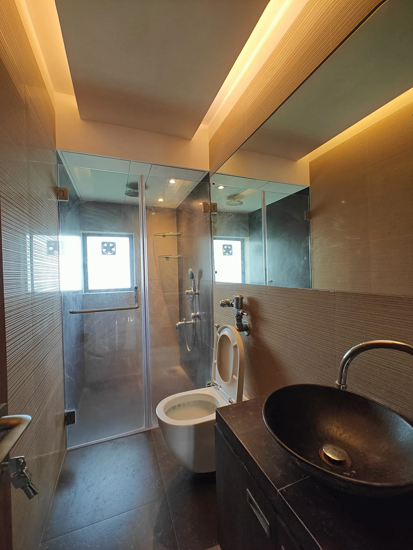 Felicia — Bandra West (2)