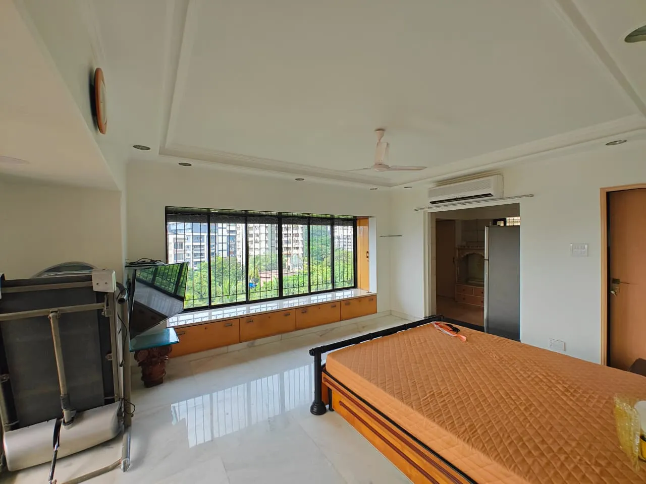 Felicia — Bandra West (10)