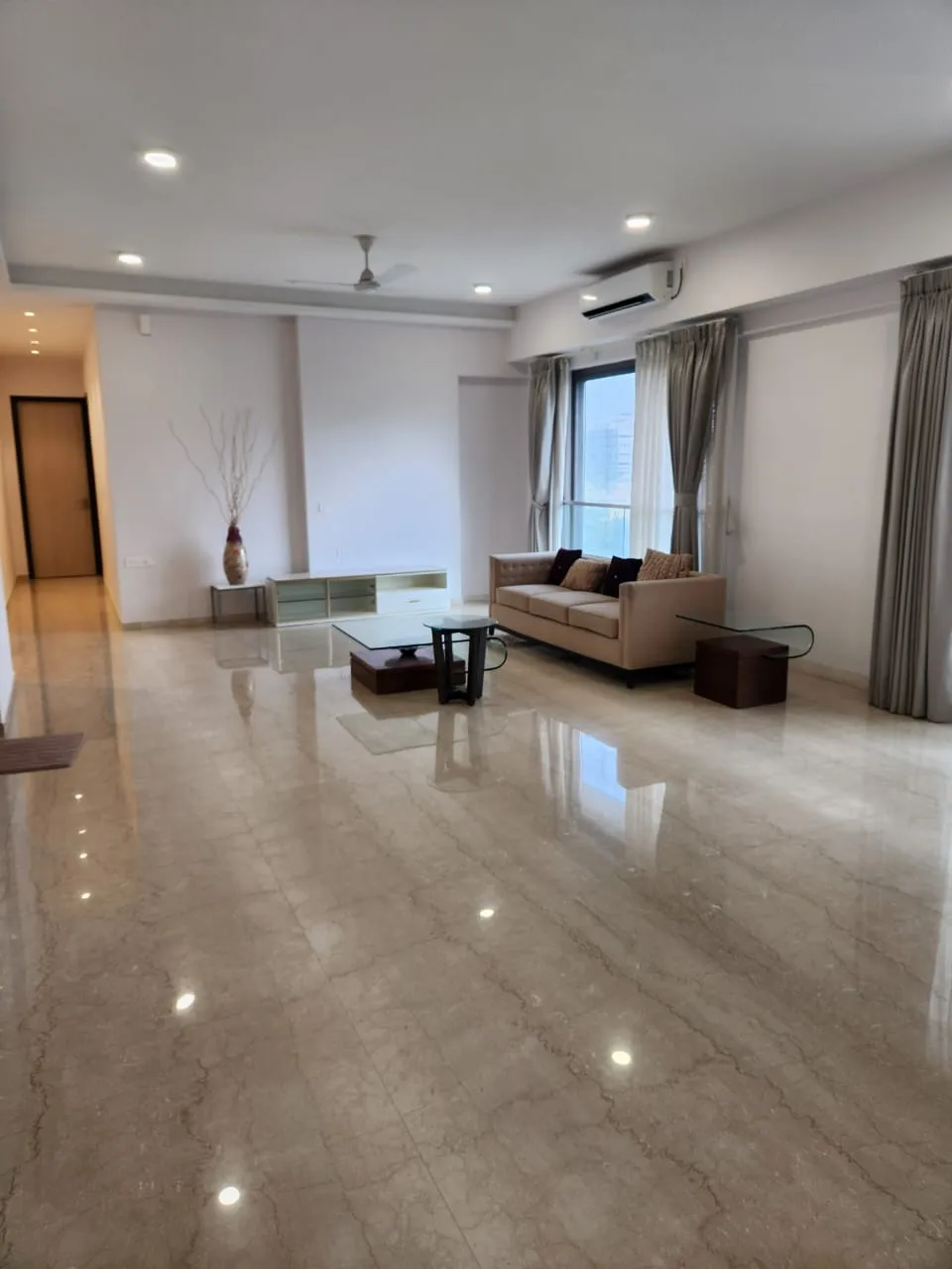 X BKC — Bandra East (24)