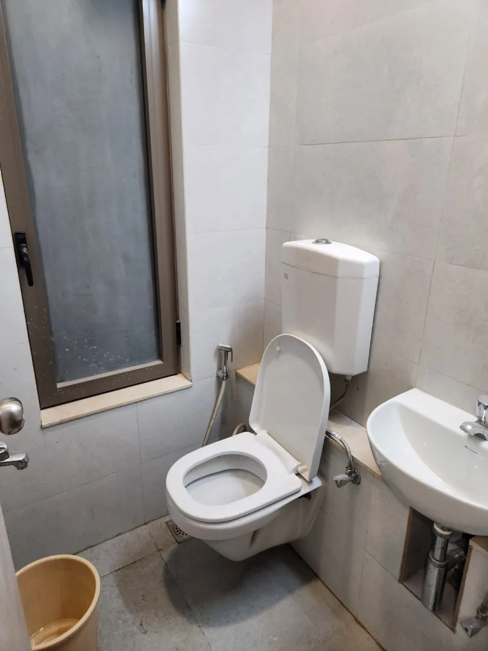 X BKC — Bandra East (7)