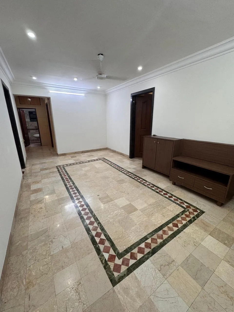 Oakland Park — Andheri West (2)